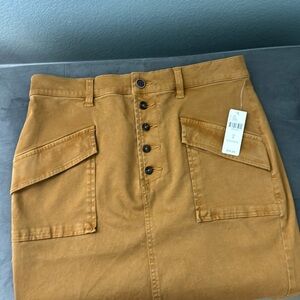 Pilcro and the Letterpress Mustard Skirt